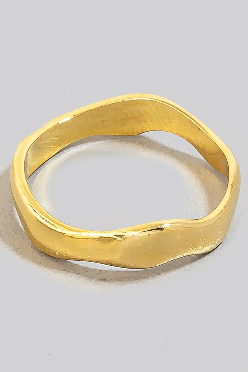 Wavy Metallic Ring
